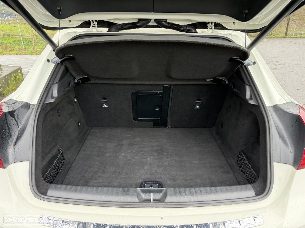 Mercedes-Benz GLA 220 d AMG Line - 27