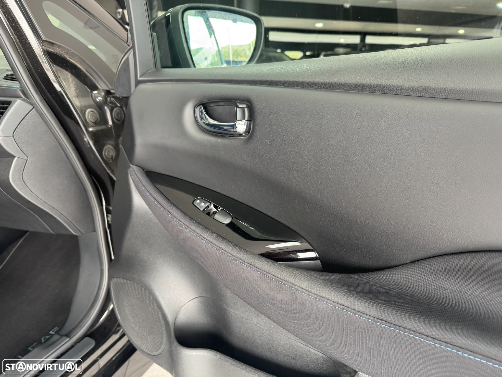 Nissan Leaf N-Connecta - 26