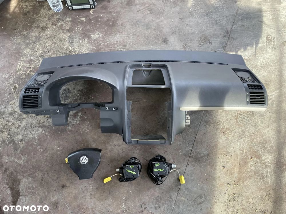 Deska rozdzielcza konsola Volkswagen Touran I 2003-10r - 1