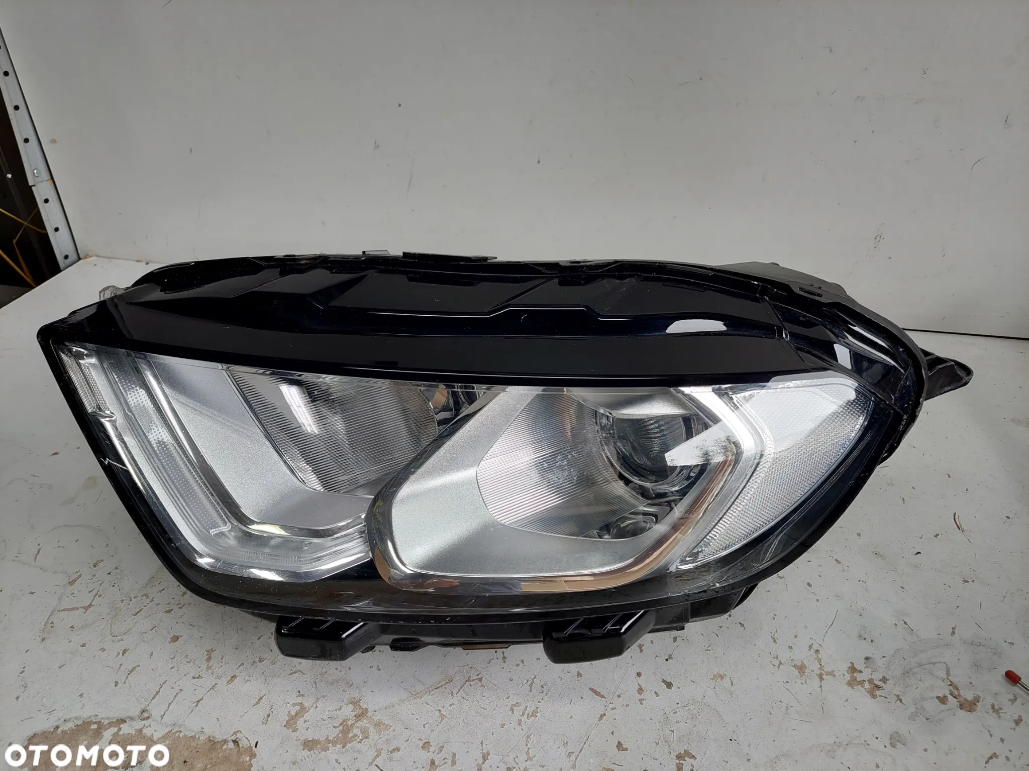 FORD ECOSPORT LIFT lampa lewa EU - 2