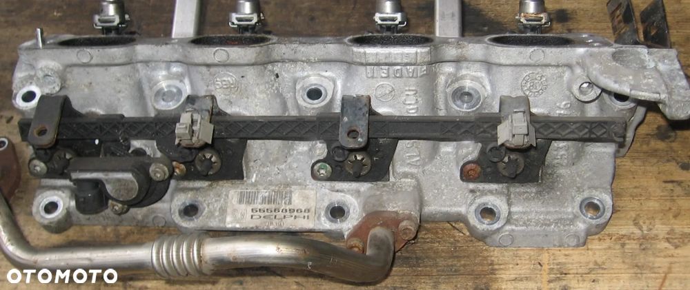 kolektor ssący klapy wirowe OPEL ASTRA II 1.6 16V Z16XEP 55568968 - 3