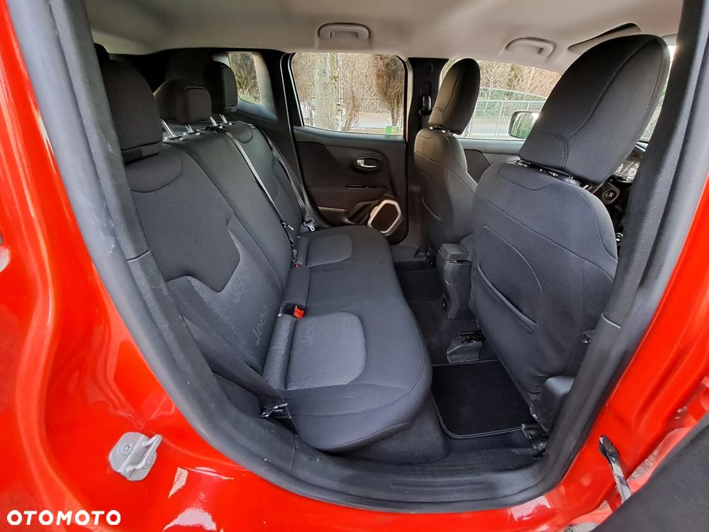 Jeep Renegade - 8