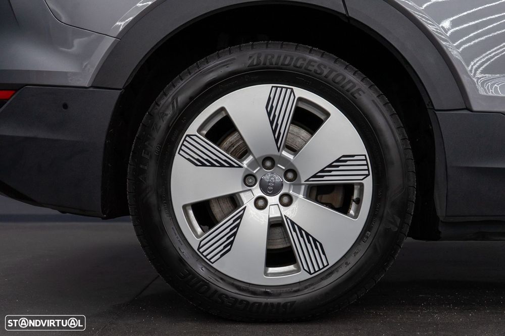 Audi e-tron 55 quattro Advanced - 14