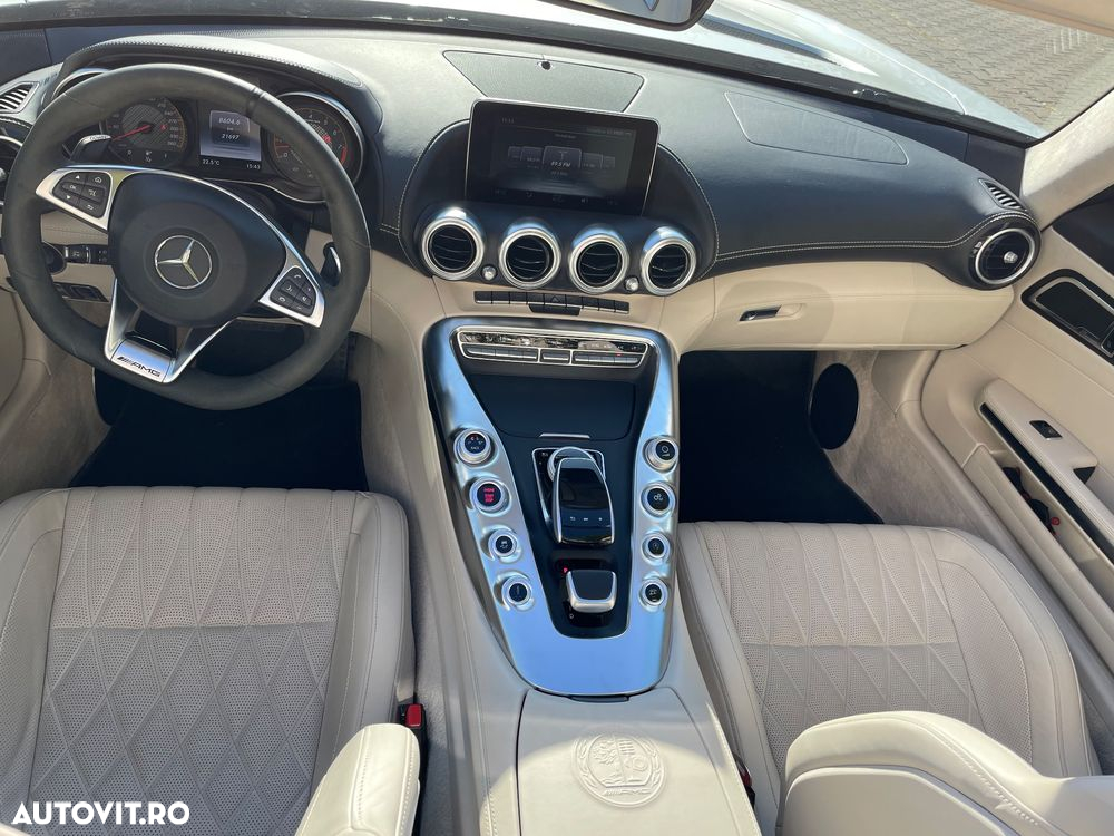 Mercedes-Benz AMG - 8