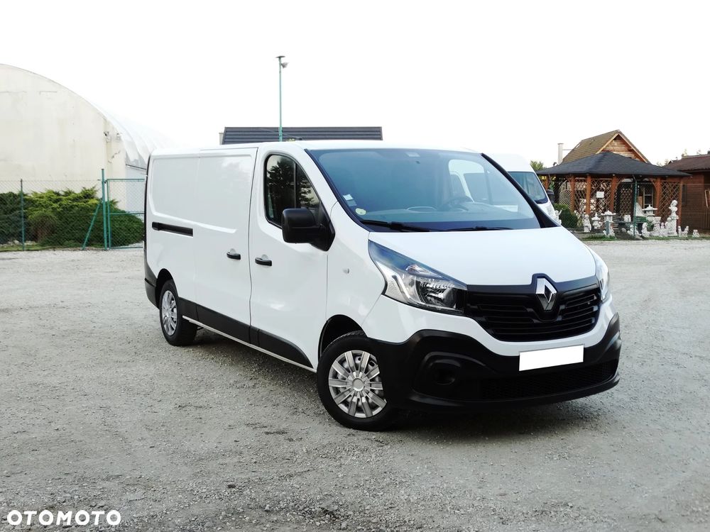 Renault TRAFIC - 1