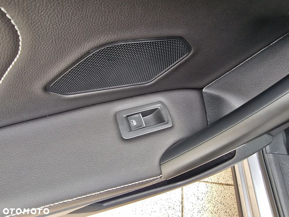 Volkswagen Tiguan 2,0 TSI OPF 4Motion DSG R-Line - 11