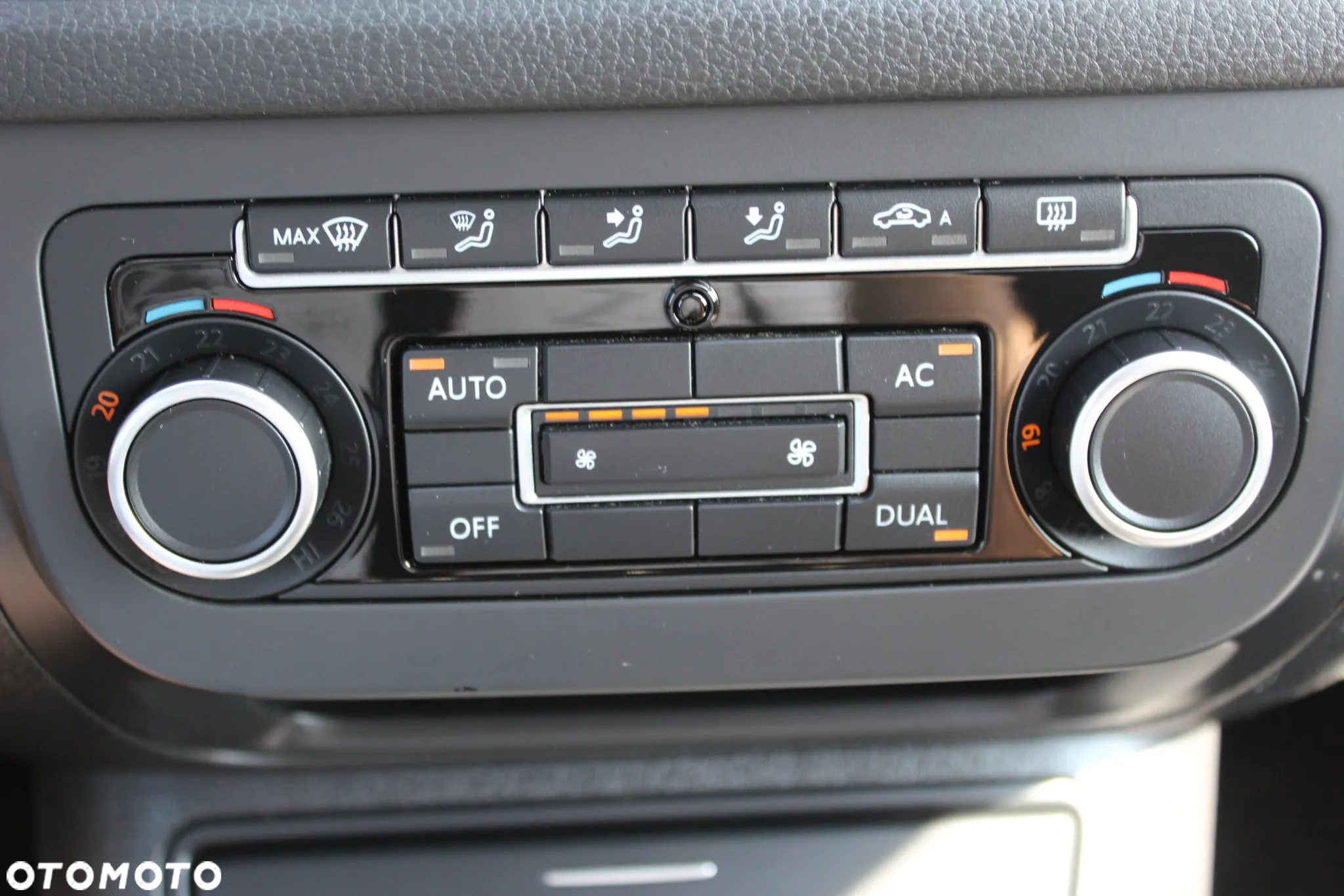 Volkswagen Tiguan 1.4 TSI Perfectline - 26