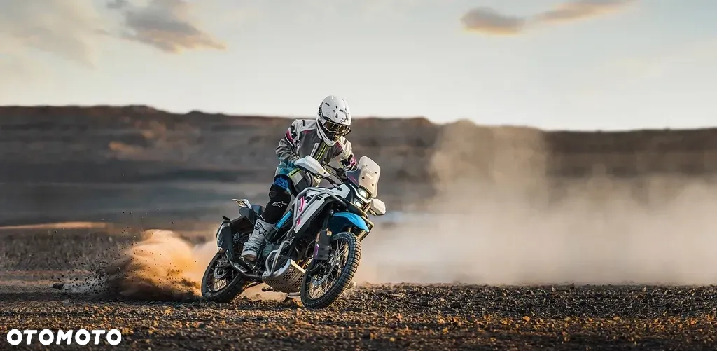 CFMoto MT - 3