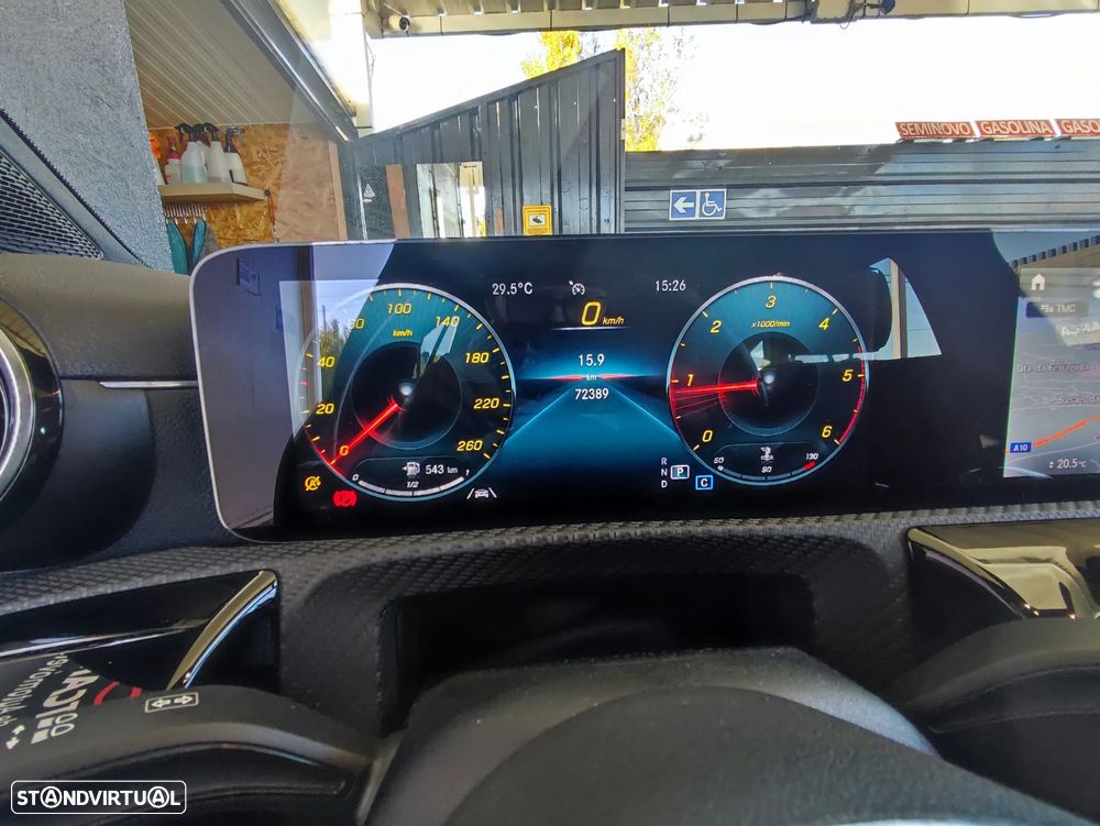 Mercedes-Benz CLA 180 d Shooting Brake 7G-DCT - 32