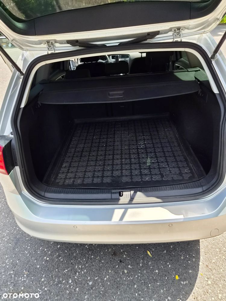 Volkswagen Golf Variant - 10