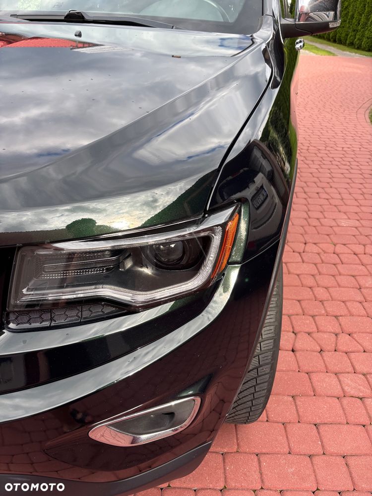 Jeep Grand Cherokee - 14