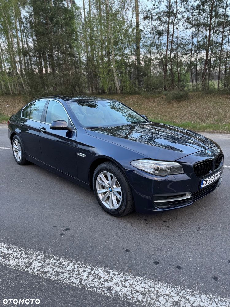 BMW Seria 5 528i xDrive - 4
