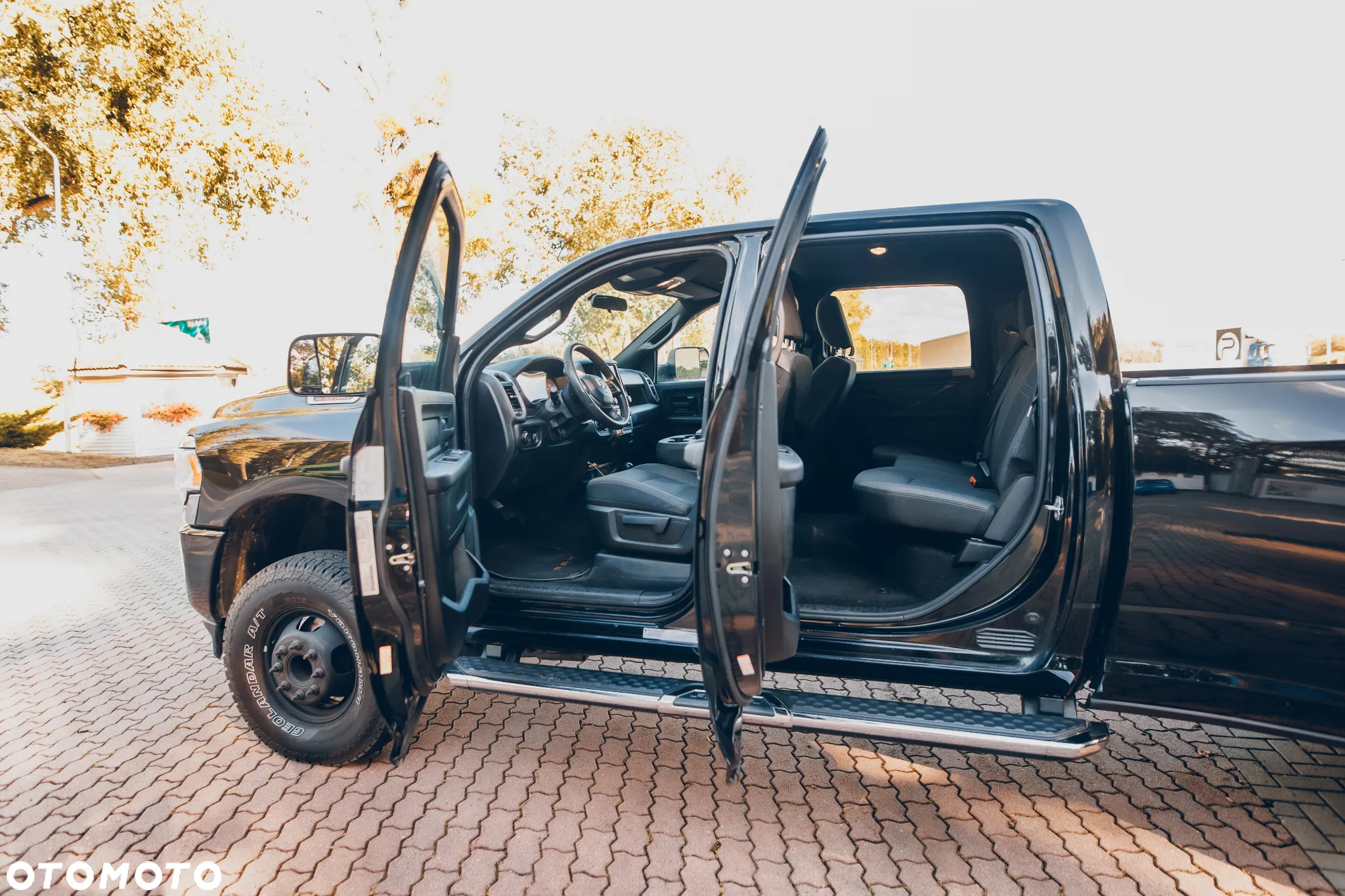 RAM 3500 - 11