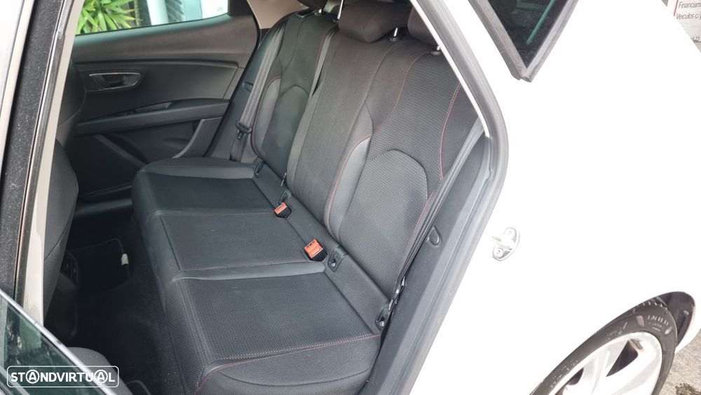 SEAT Leon 2.0 TDI FR S/S — photo 5