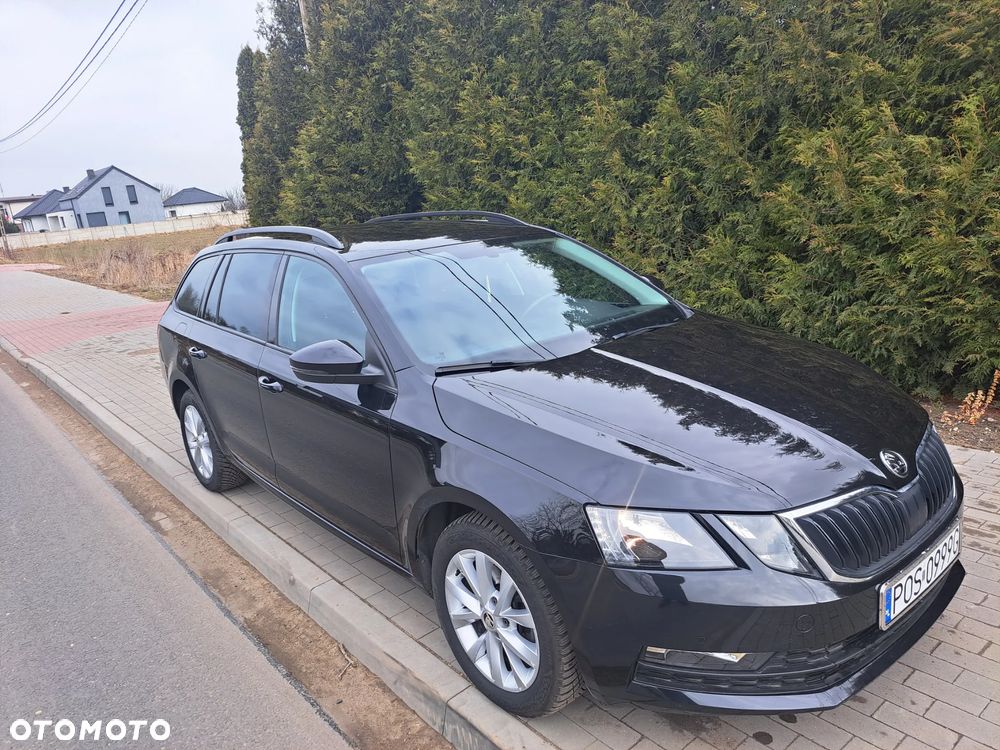 Skoda Octavia 2.0 TDI Edition DSG - 2