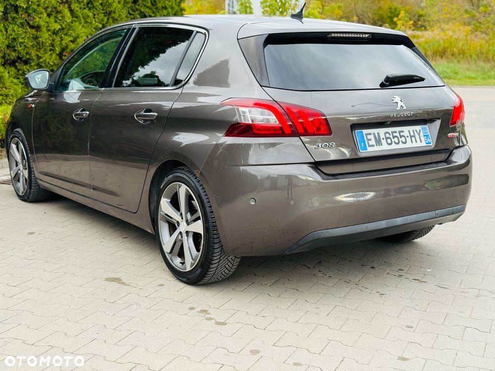 Peugeot 308 - 3