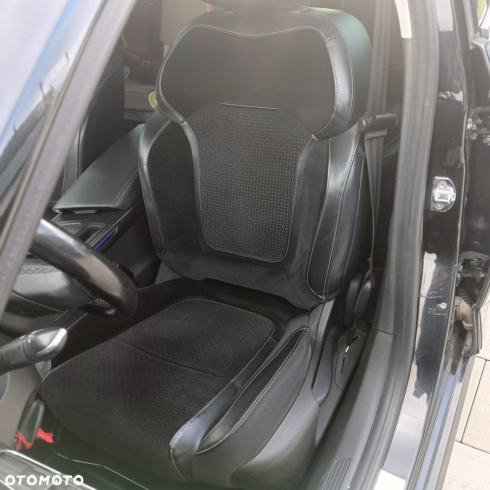 Renault Megane - 25