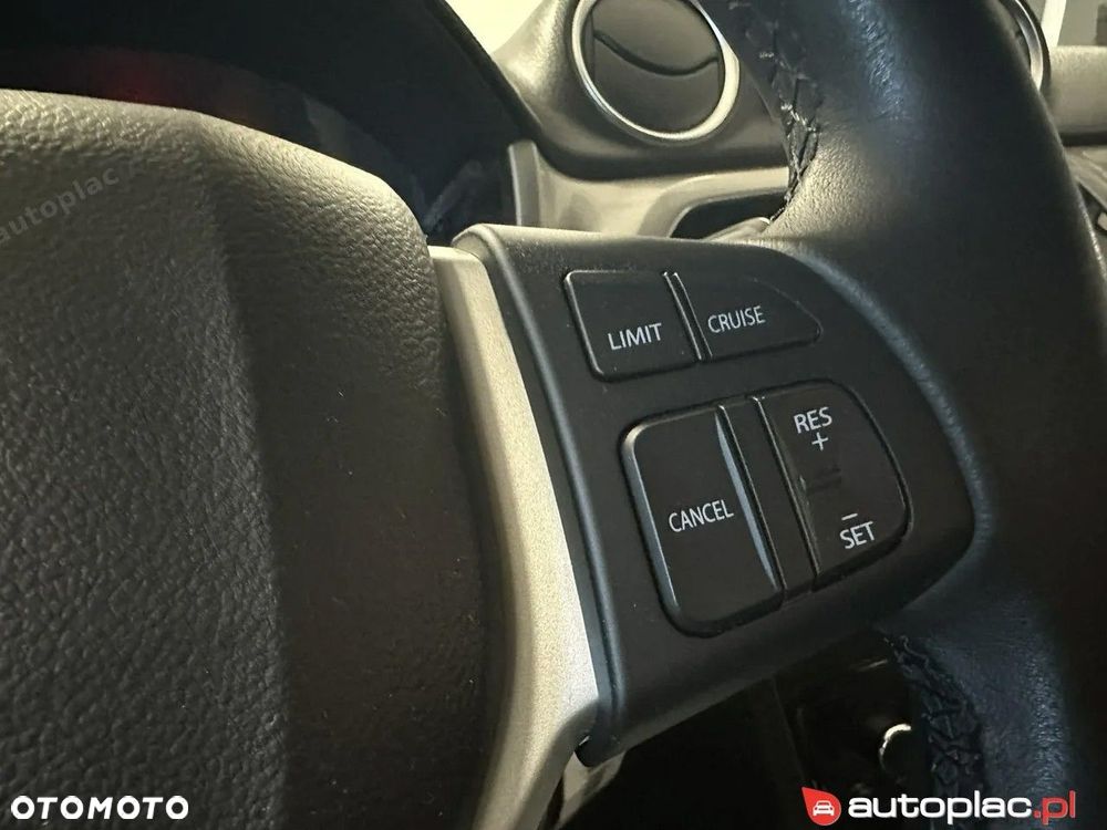 Suzuki Vitara - 10
