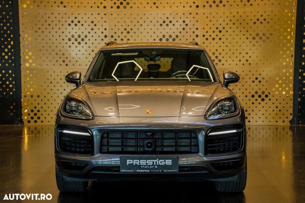 Porsche Cayenne E-Hybrid Tiptronic S Platinum Edition - 3