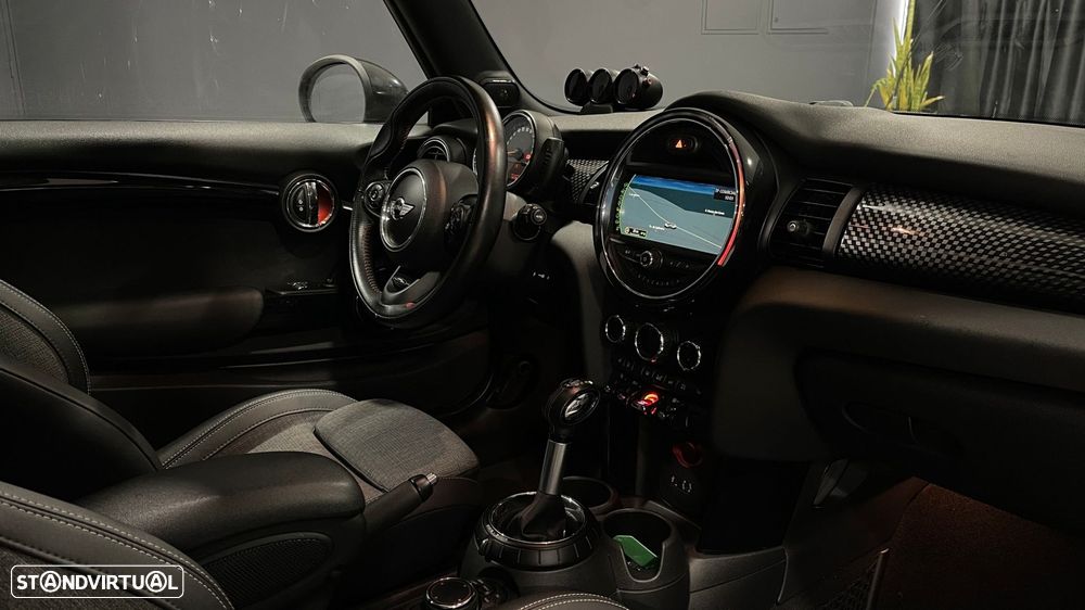 MINI 3 Portas Cooper SD Auto - 15