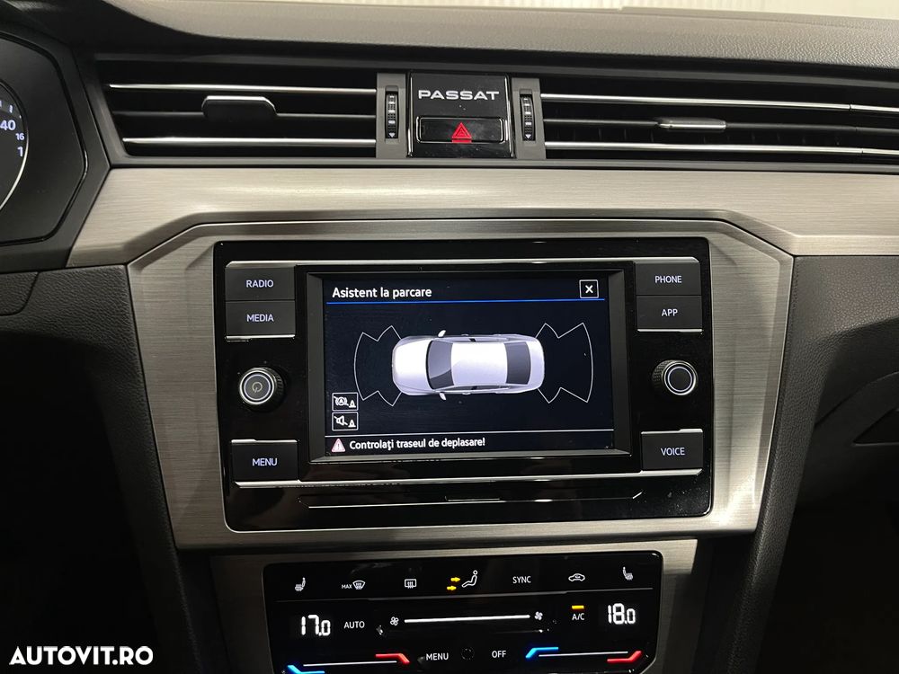 Volkswagen Passat 1.5 TSI ACT Advance - 14