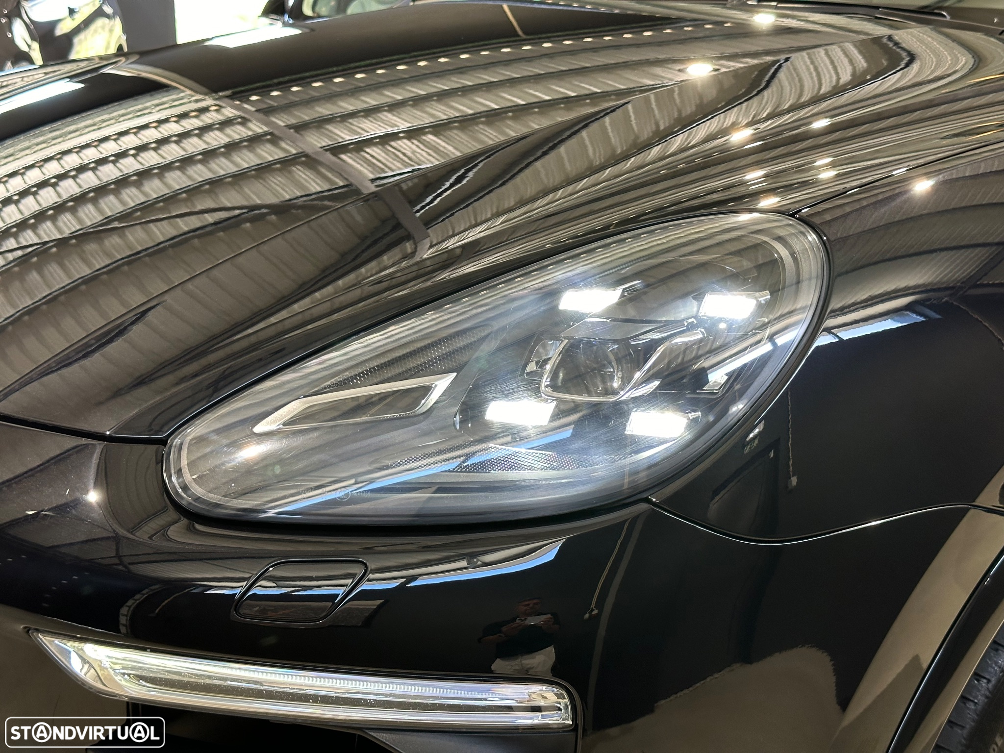 Porsche Cayenne Platinum Edition - 30