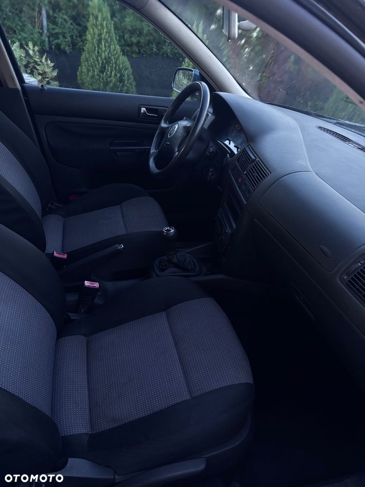 Volkswagen Golf 1.9 TDI 4Mot - 10