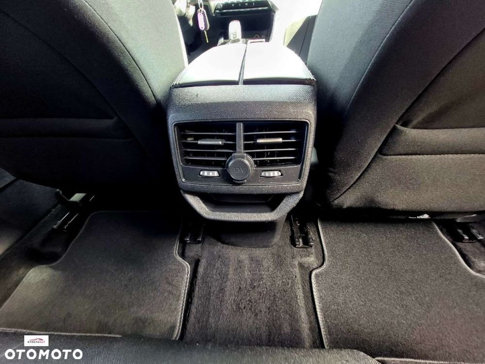 Peugeot 3008 - 10
