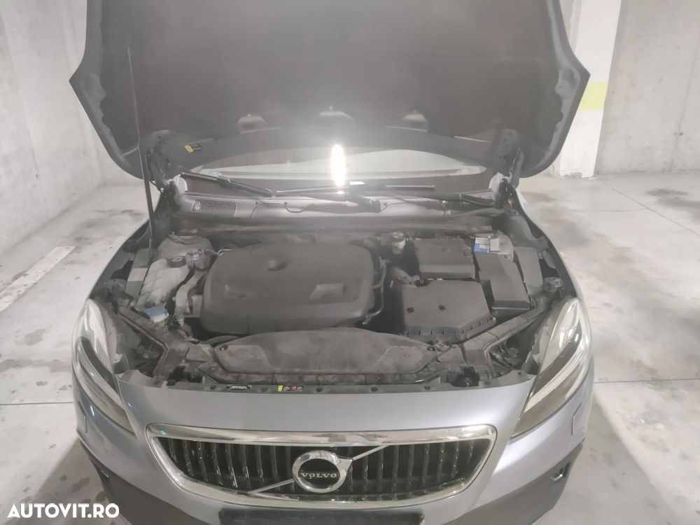 Volvo V40 T5 VEA AWD Aut Momentum - 19