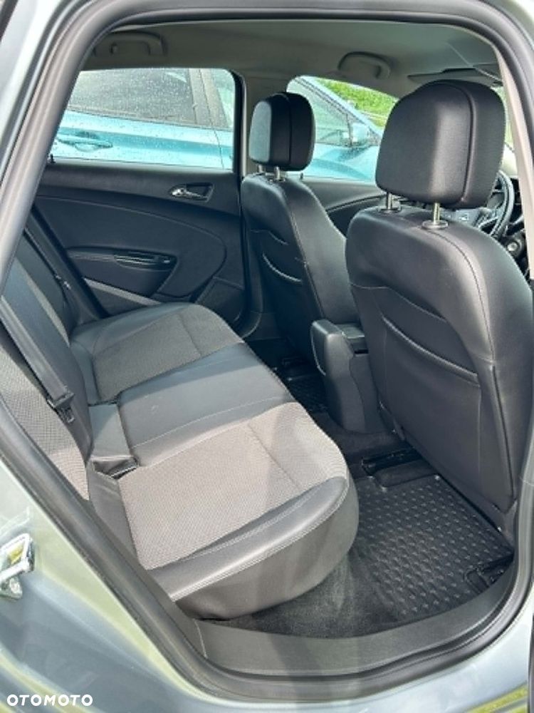 Opel Astra 1.4 Turbo Design Edition - 7