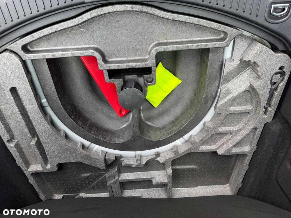 Ford Mondeo 2.0 Silver X - 27