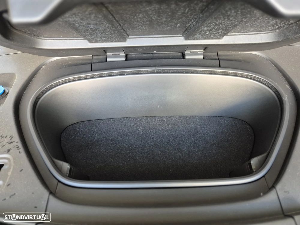 Volvo XC 40 Recharge Extended Range Plus - 5