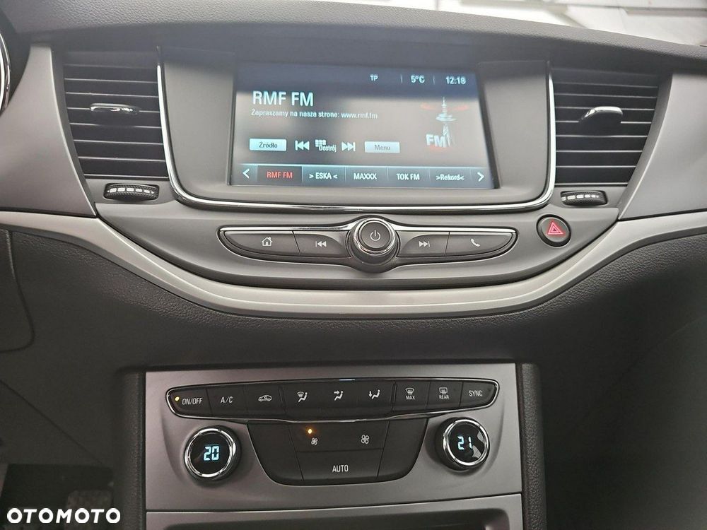 Opel Astra - 24