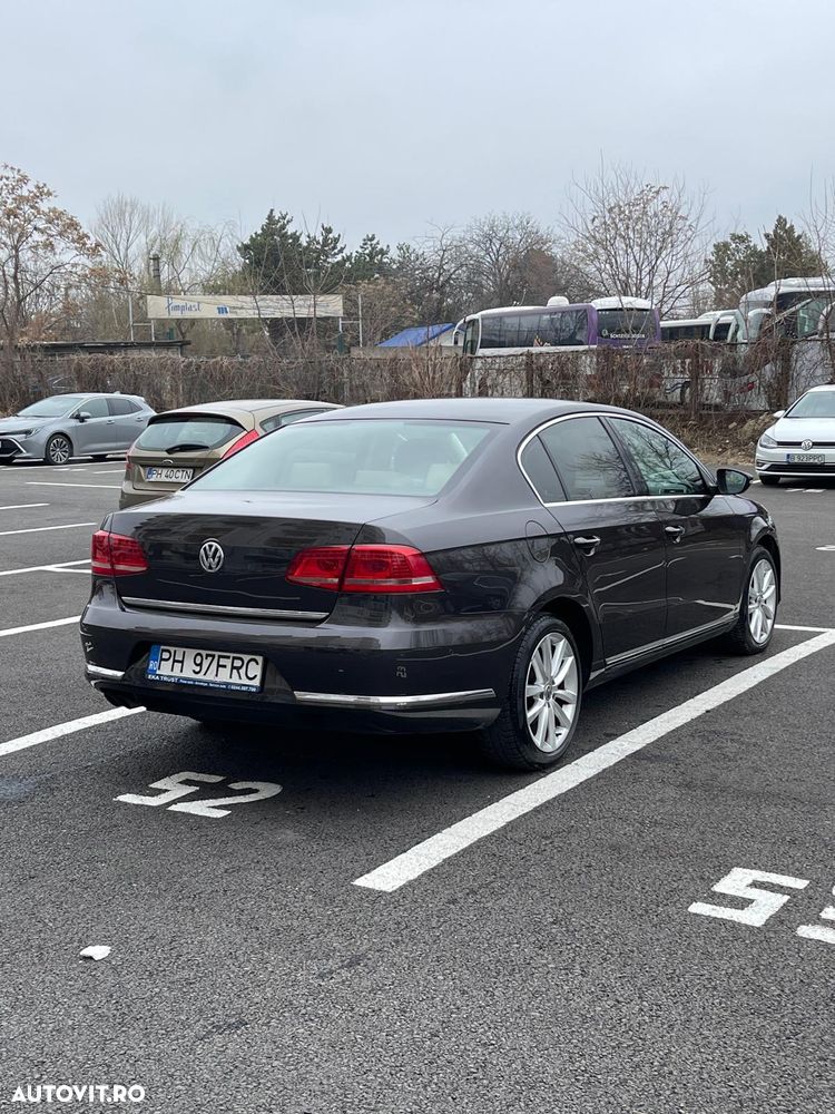 Volkswagen Passat 2.0 TDI Blue TDI DSG Comfortline - 4