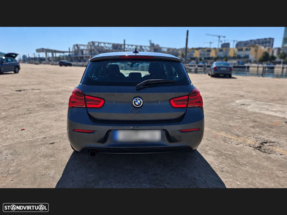 BMW 116 d Pack M - 4