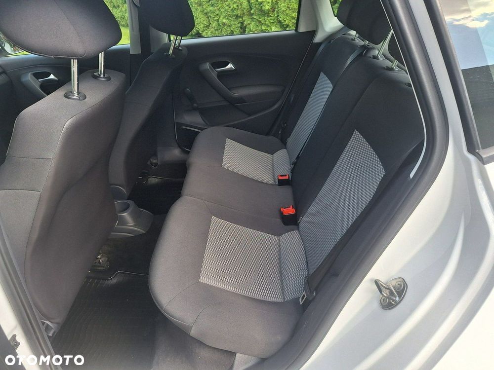 Volkswagen Polo - 19