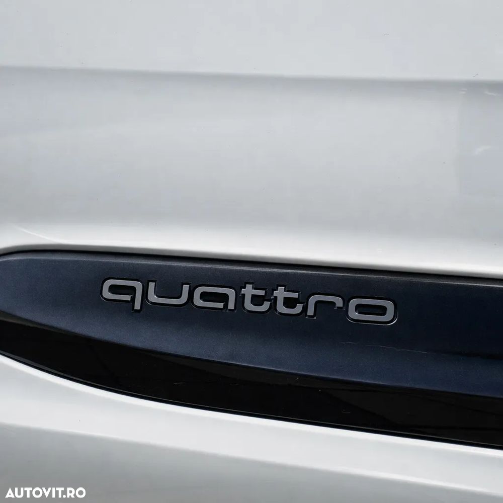 Audi Q7 3.0 50 TDI quattro Tiptronic S Line - 8