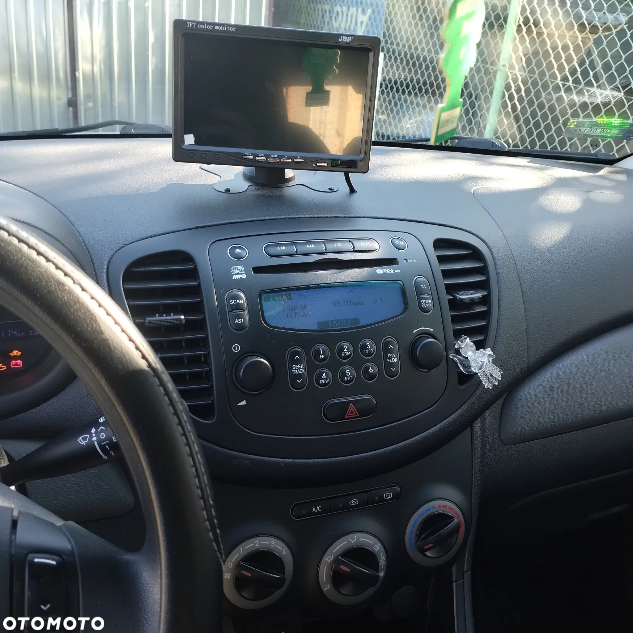 Hyundai i10 1.1 Comfort - 14
