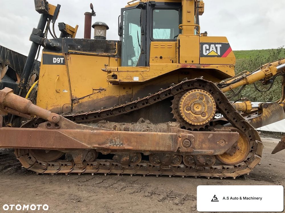 Caterpillar D9T - 19