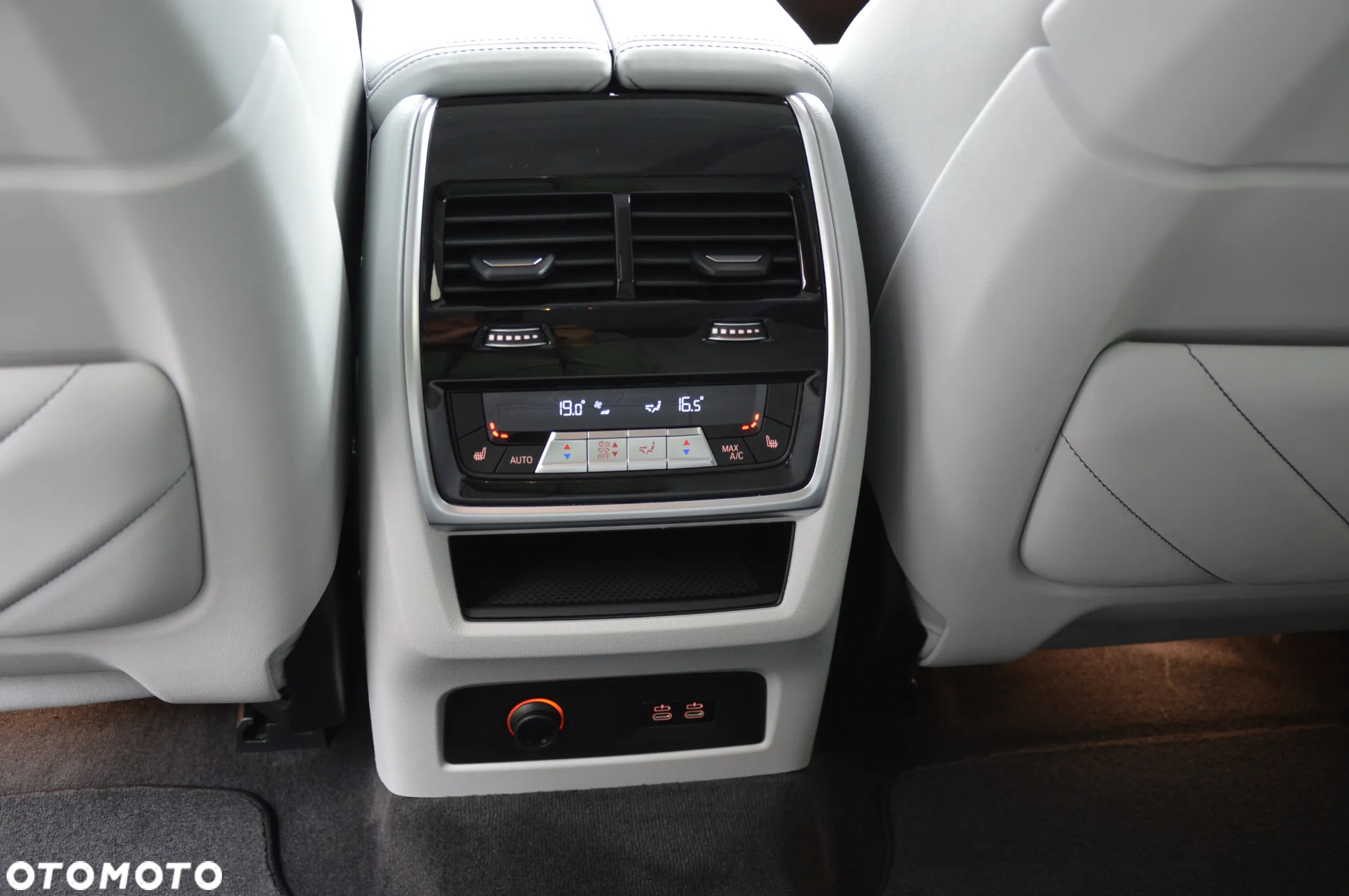 BMW XM PHEV sport - 30