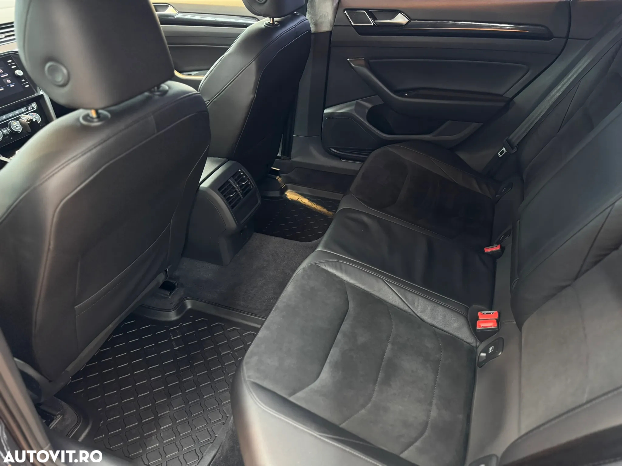Volkswagen ARTEON 2.0 TDI DSG 4Motion Elegance - 25