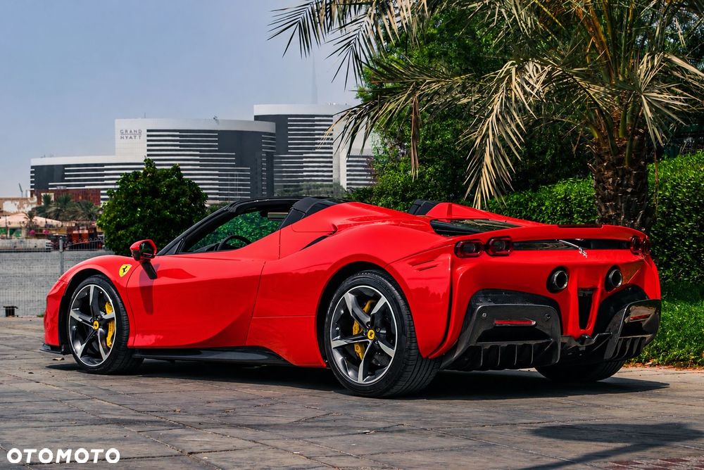 Ferrari SF90 Spider - 20