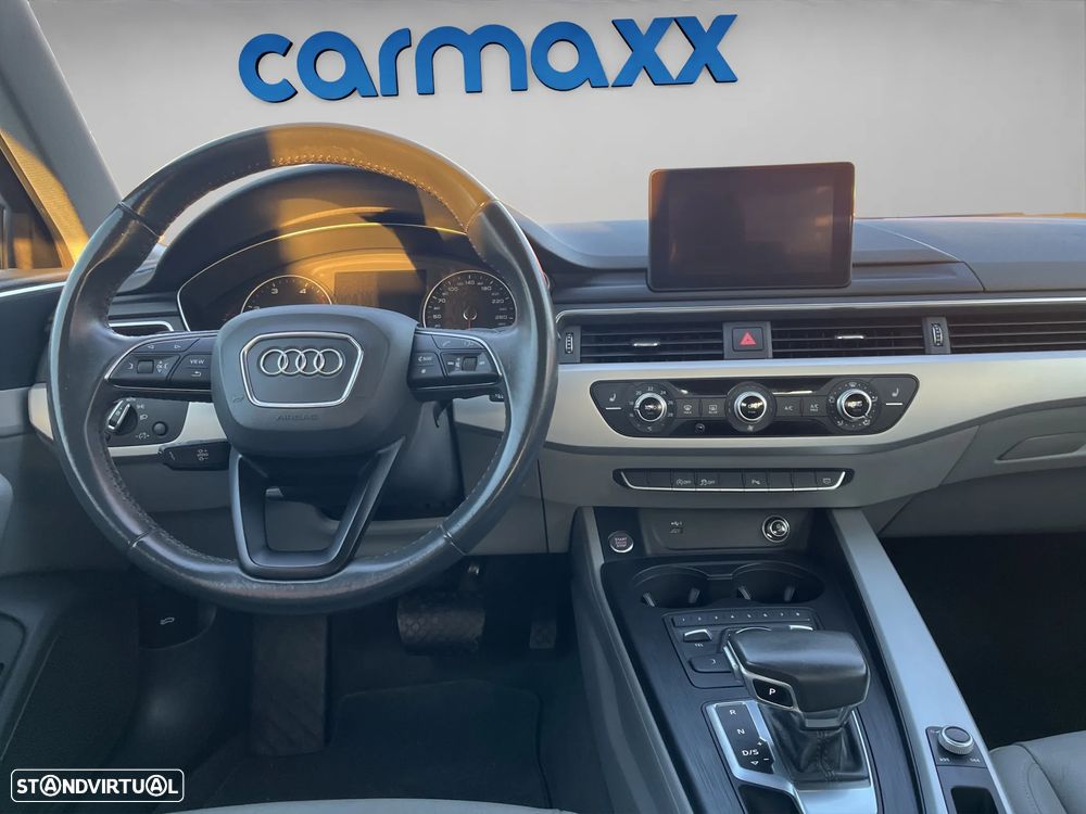 Audi A4 30 TDI S tronic design - 14