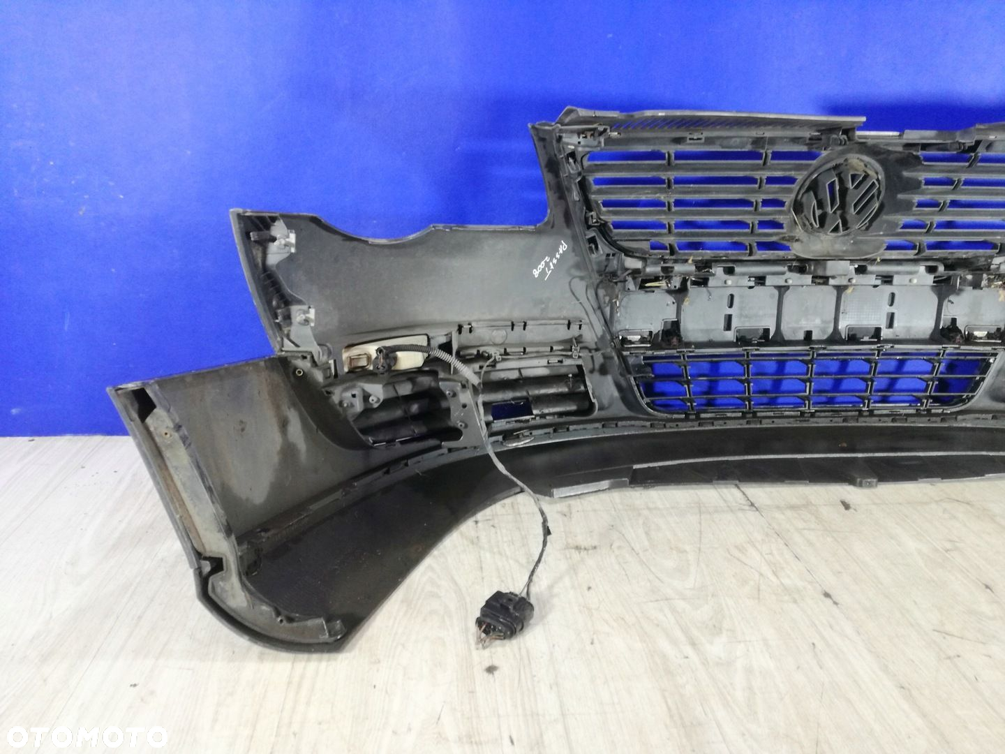 VW Passat B6 zderzak grill przód przedni 05/10 - 4