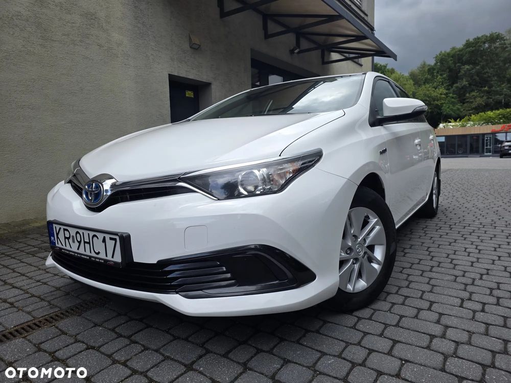 Toyota Auris - 1