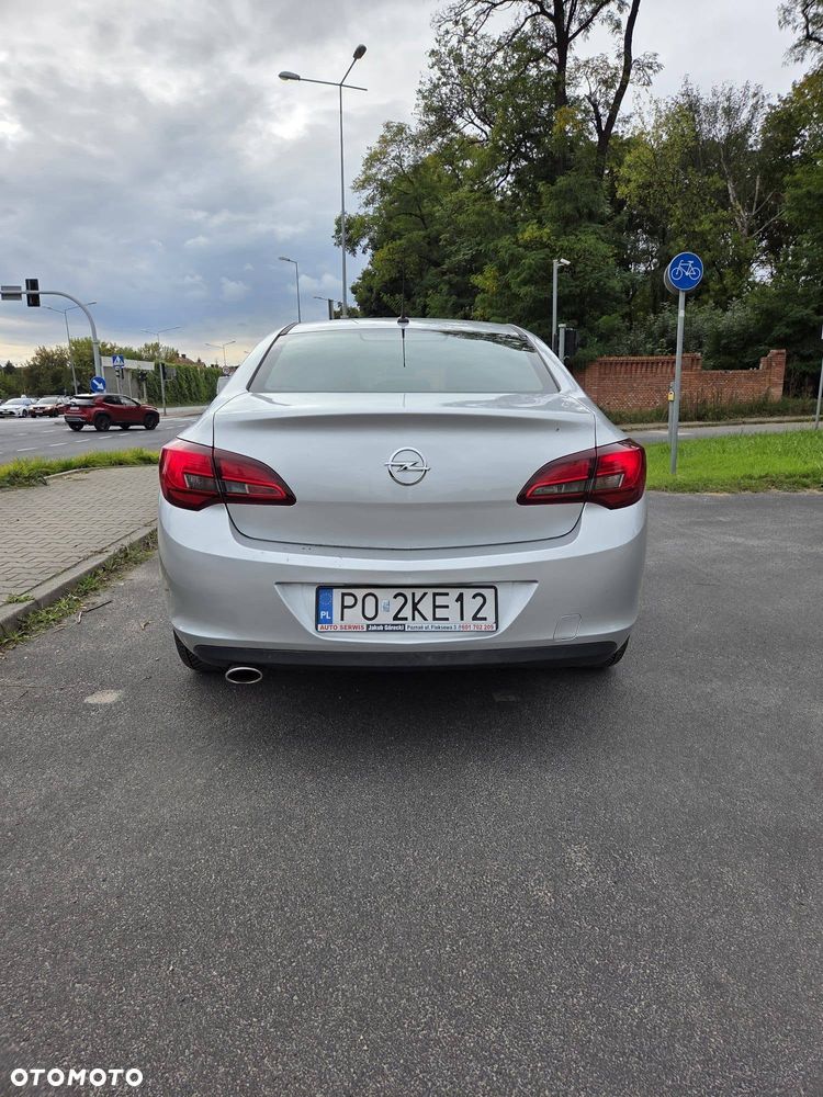 Opel Astra 1.4 T EU6 - 8