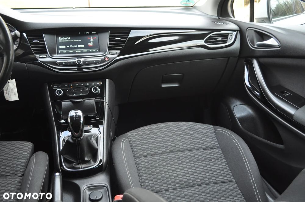 Opel Astra 1.4 Turbo Start/Stop ON - 23