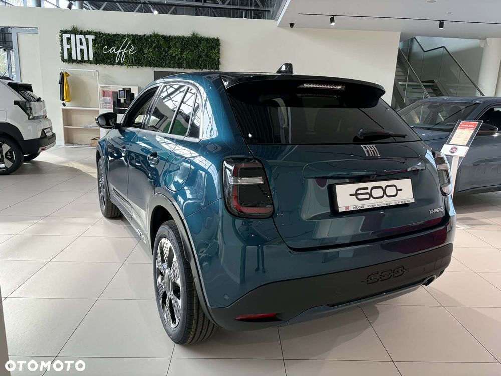 Fiat 600 1.2 Turbo La Prima eDCT - 6