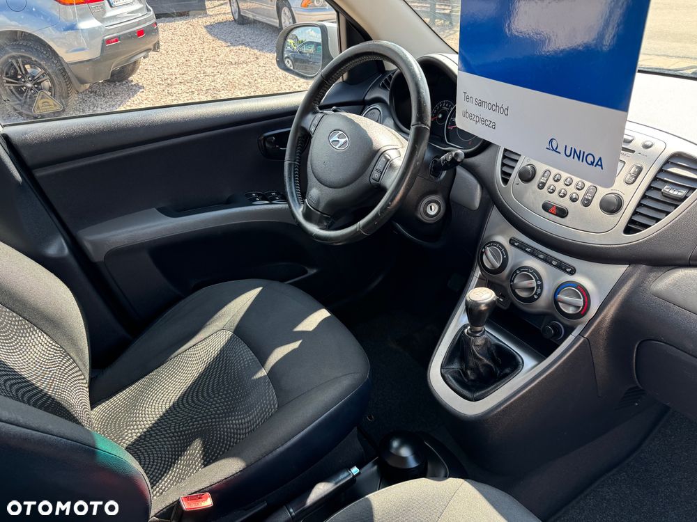 Hyundai i10 - 12