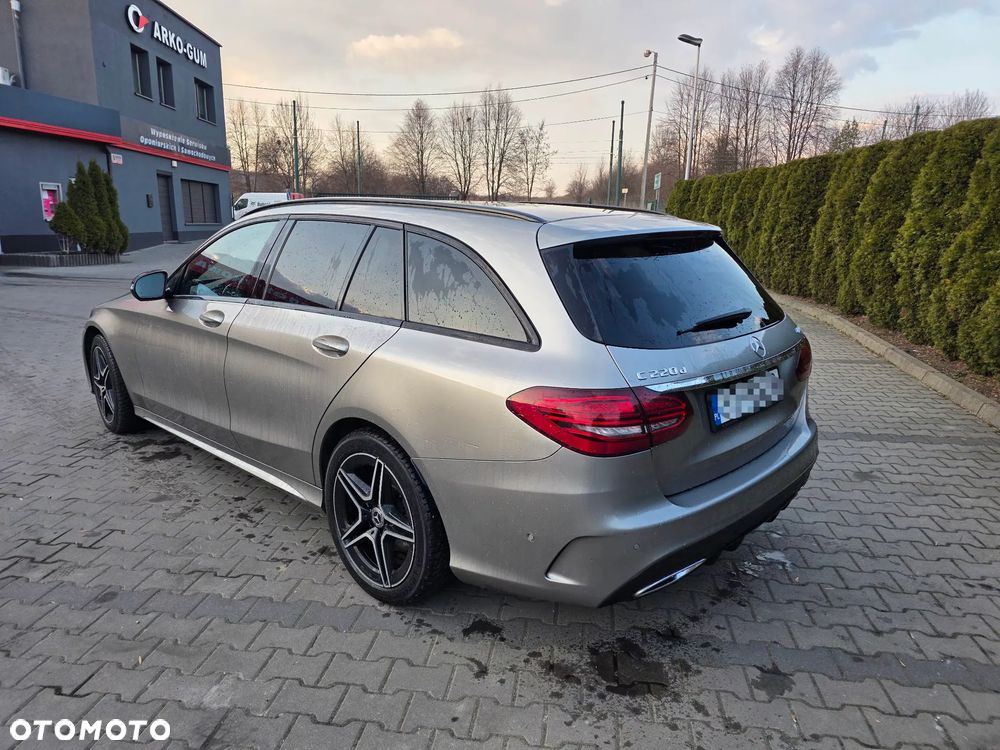 Mercedes-Benz Klasa C 220 d 4MATIC 9G-TRONIC - 3